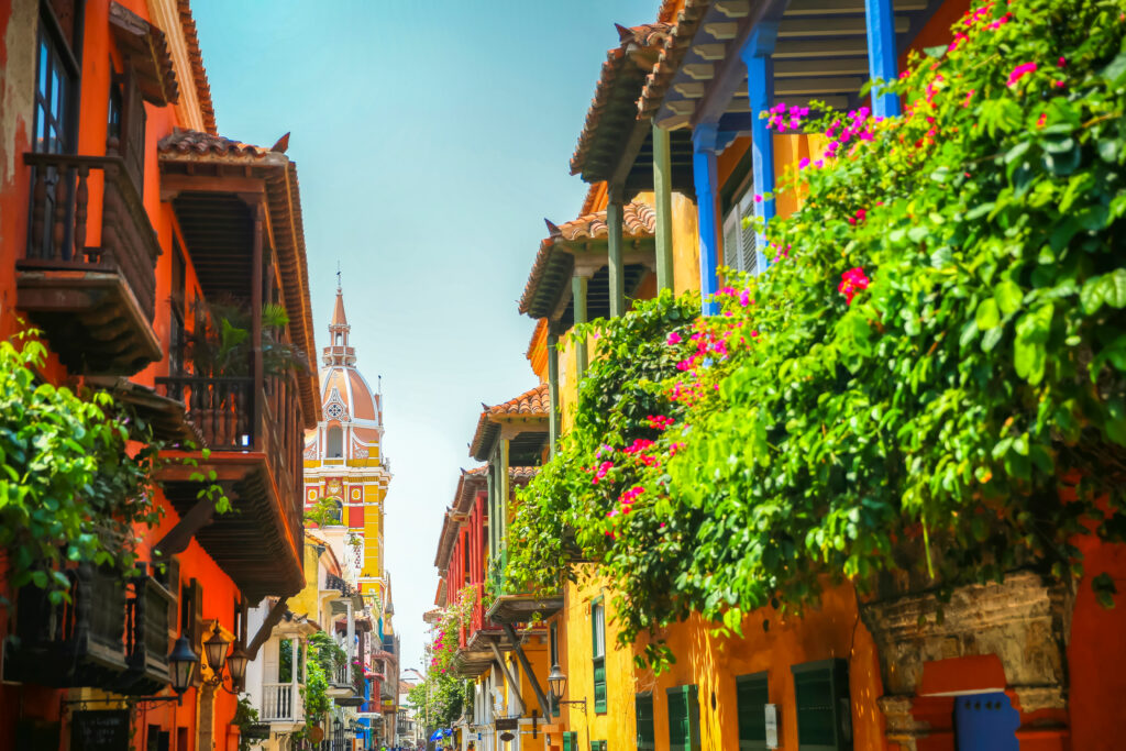 cartagena-colombia-sights-looking-towards-town