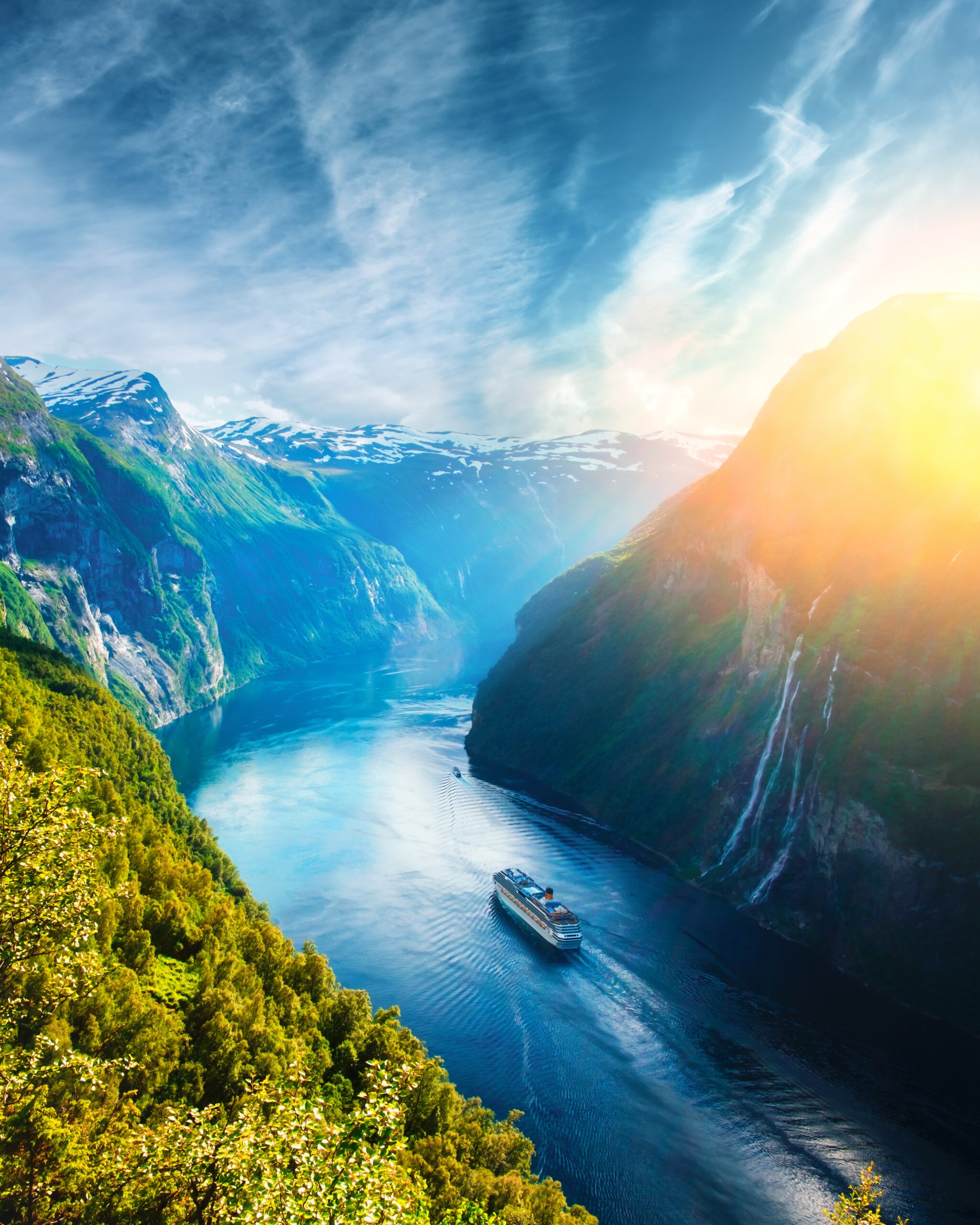 Breathtaking,View,Of,Sunnylvsfjorden,Fjord,And,Famous,Seven,Sisters,Waterfalls,